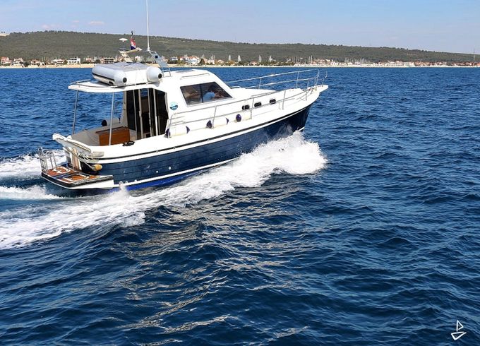 Adria 1002