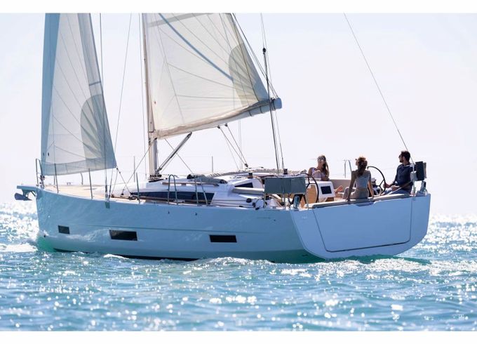 Dufour 390
