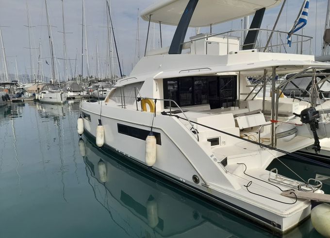 Leopard 434 PowerCat