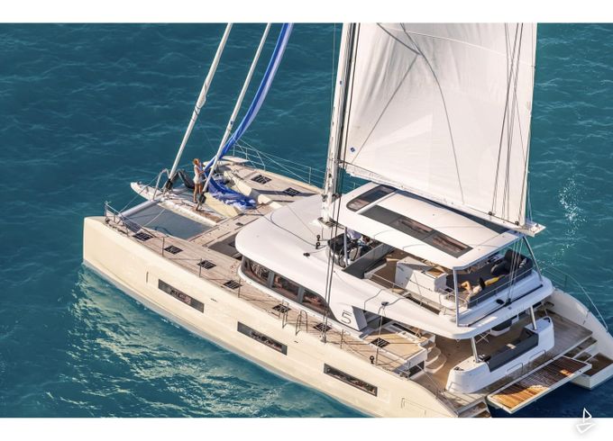 Lagoon 55