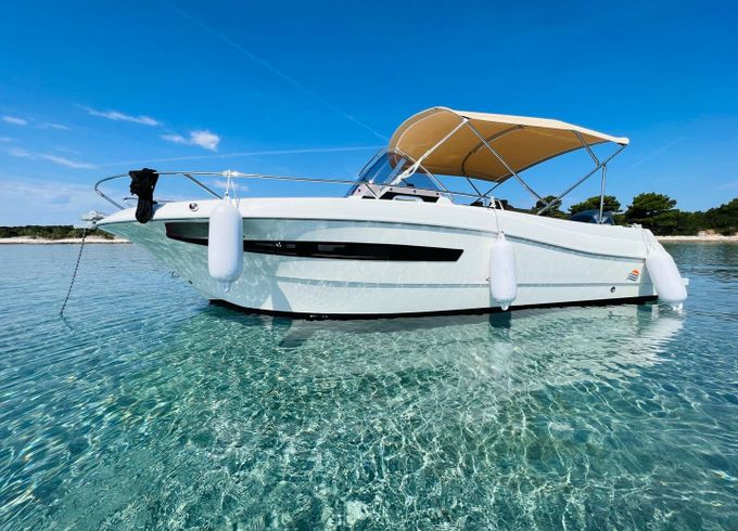 Atlantic Marine 690 Sun Cruiser