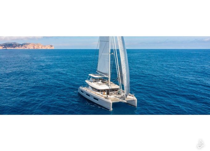 Lagoon 60