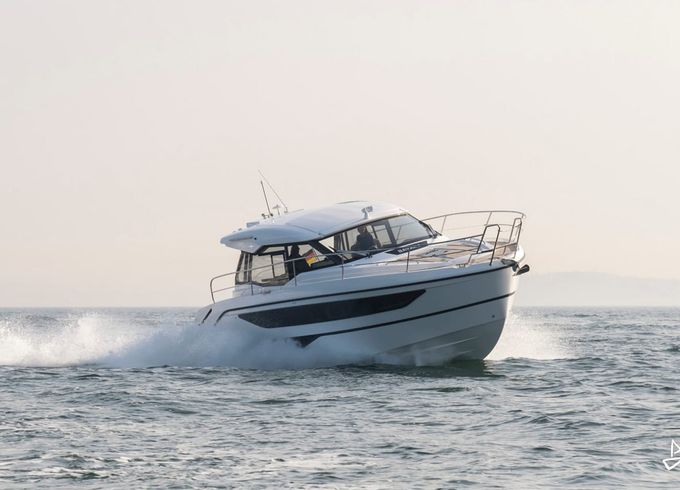 Bavaria SR36HT