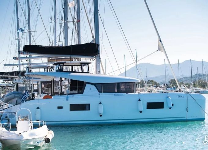 Lagoon 42