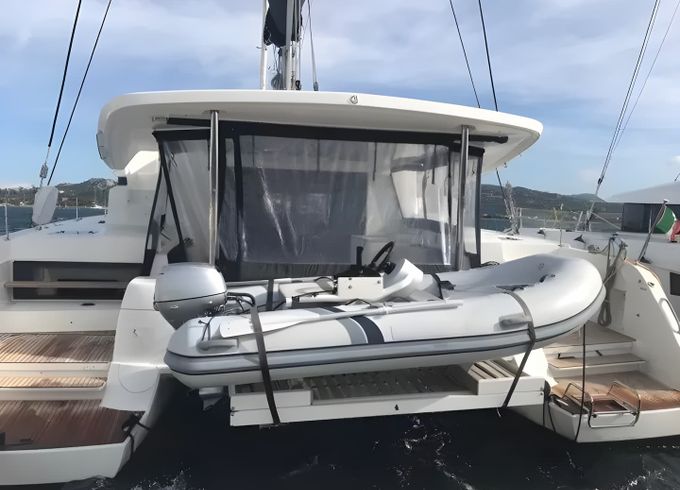 Lagoon 50