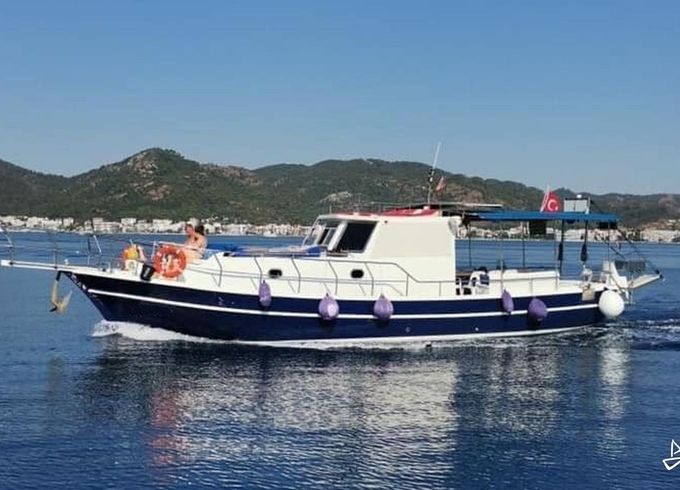 Custom Made Motoryacht