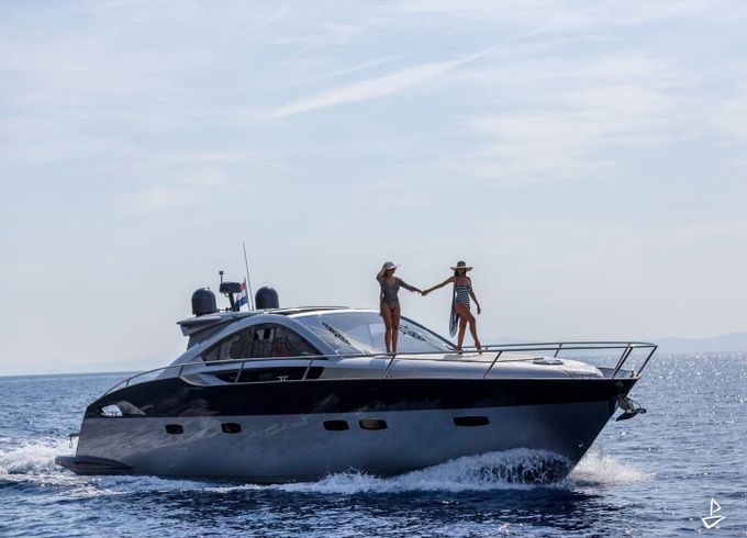 Pearl Sea 56