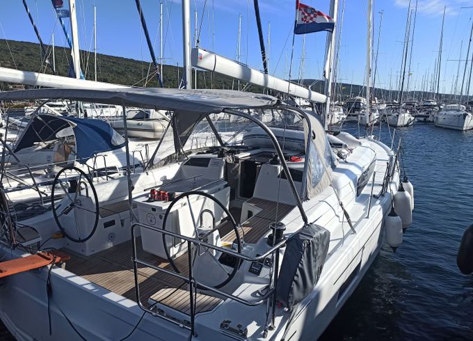 Beneteau Oceanis 40.1