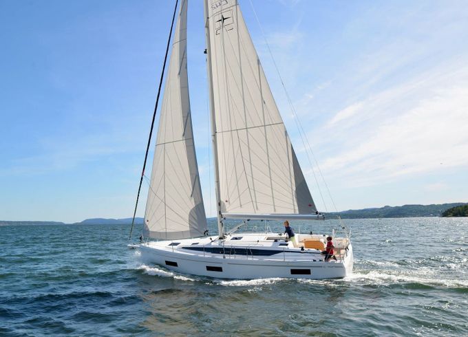 Bavaria 42 Cruiser