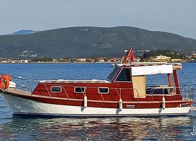 Custom Made Motoryacht