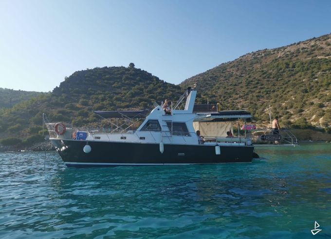 Custom Made Motoryacht