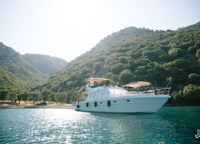Custom Made Motoryacht