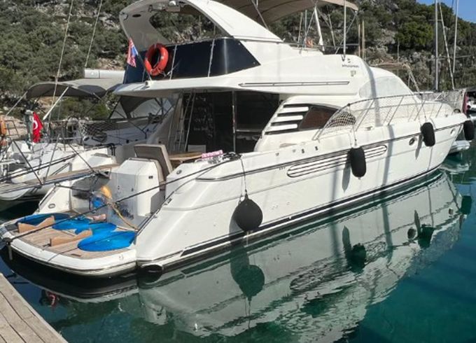 Fairline Squadron 59