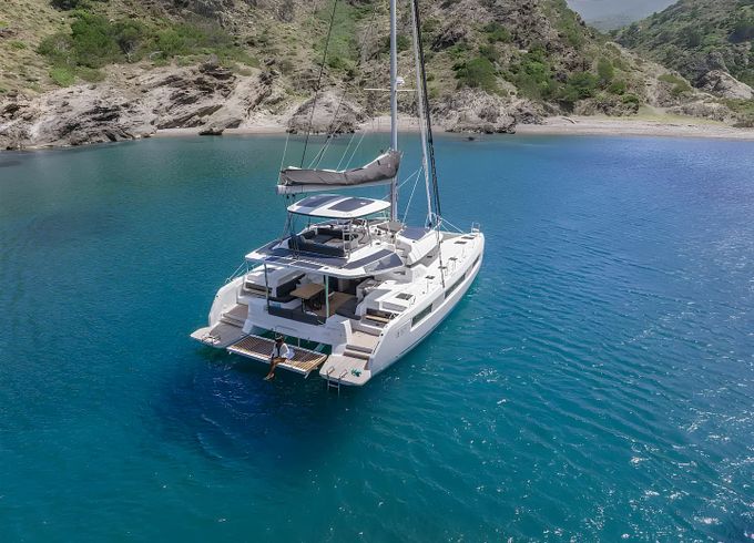 Lagoon 51