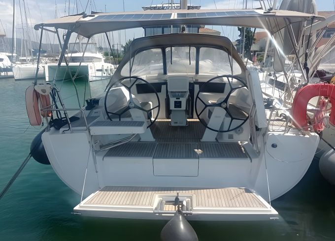 Hanse 418