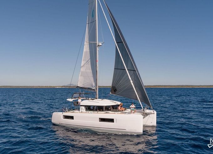Lagoon 400