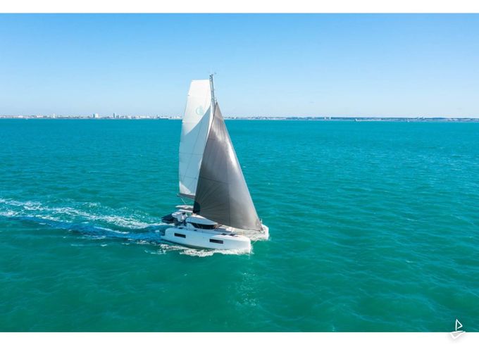 Lagoon 38