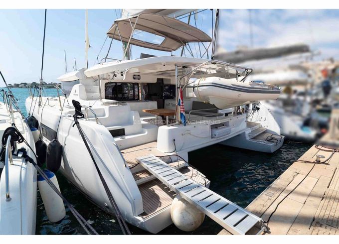 Lagoon 46