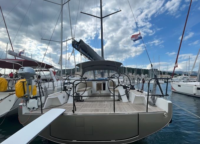 Beneteau First 44