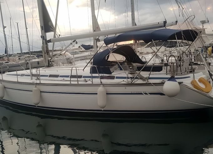 Bavaria 44