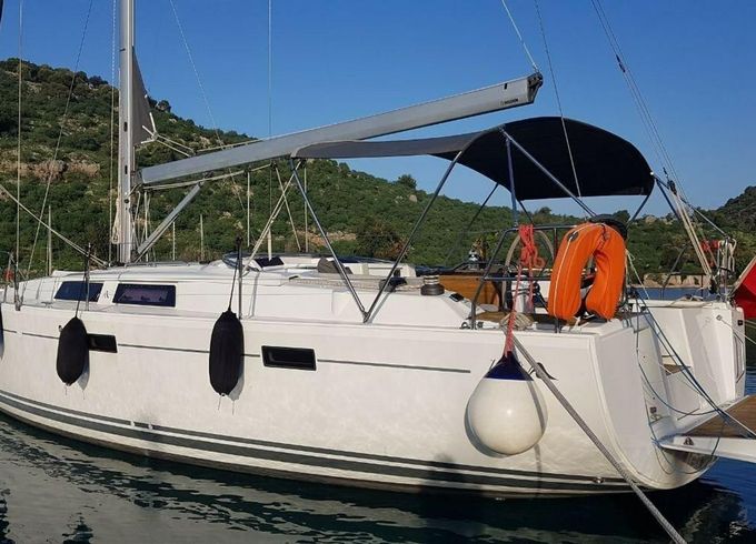 Hanse 415