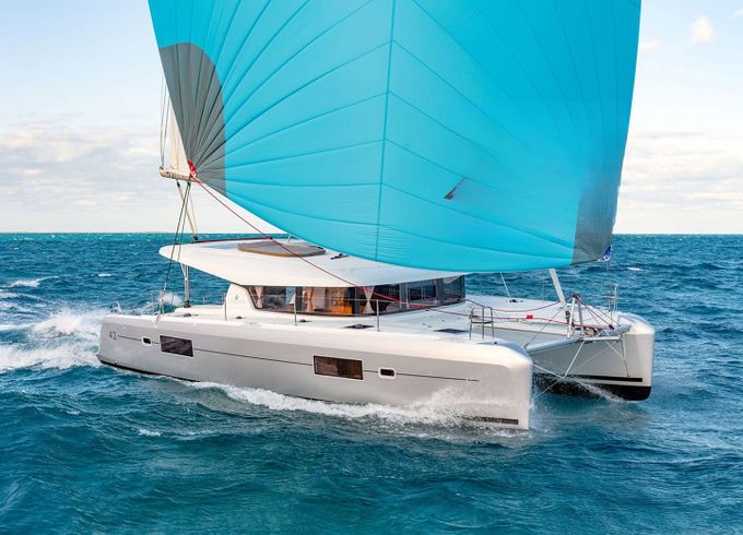 Lagoon 42