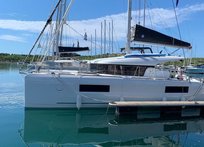 Lagoon 40