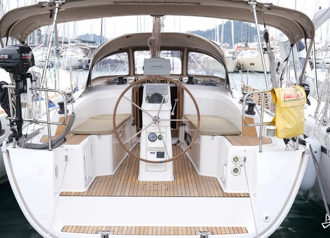 Bavaria 33 Cruiser