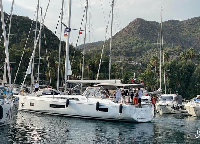 Beneteau Oceanis 51.1