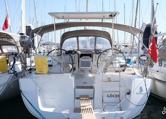 Beneteau Oceanis 43 Family