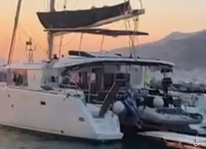 Lagoon 450F