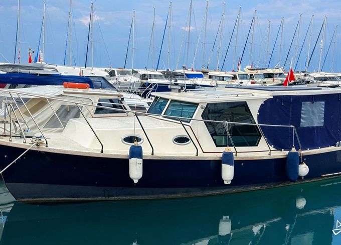 Custom Made Motoryacht