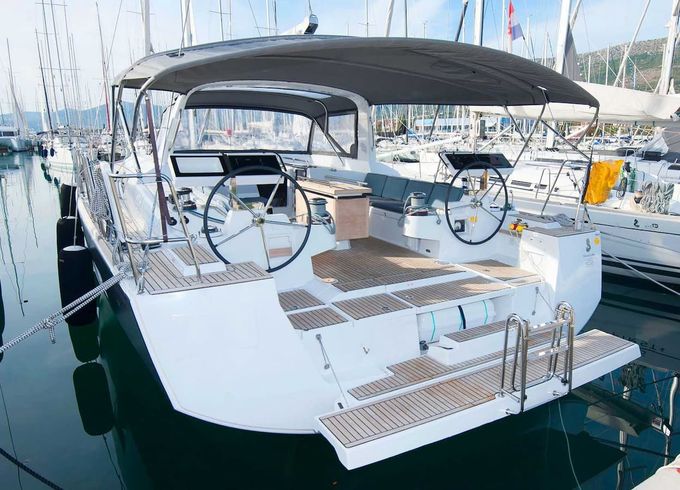 Beneteau Oceanis 55