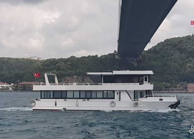 Custom Made Motoryacht