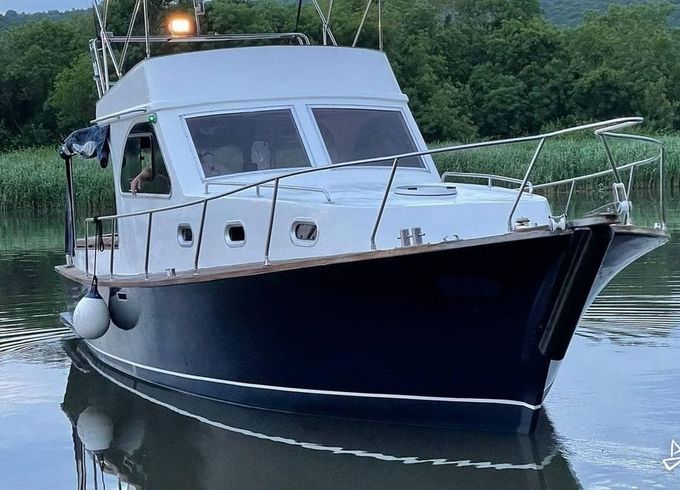 Custom Made Motoryacht