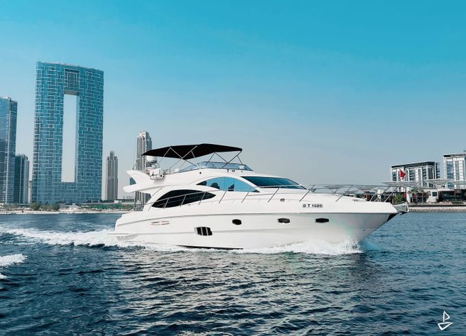 Custom Made Motoryacht
