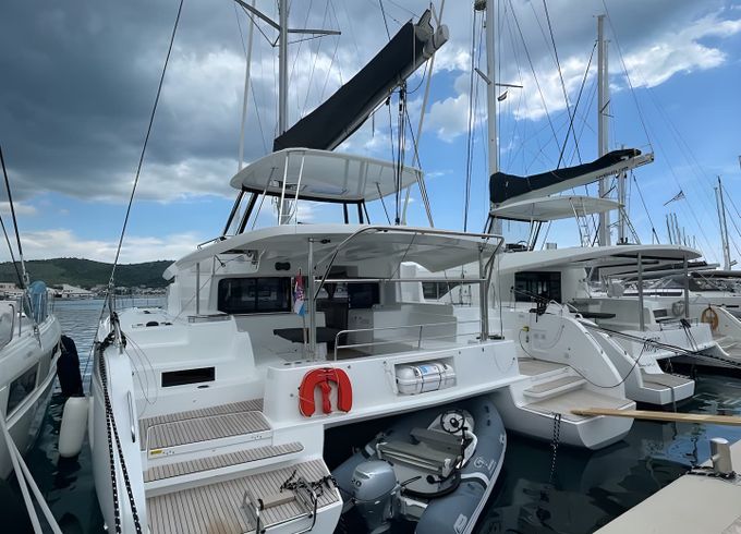 Lagoon 46