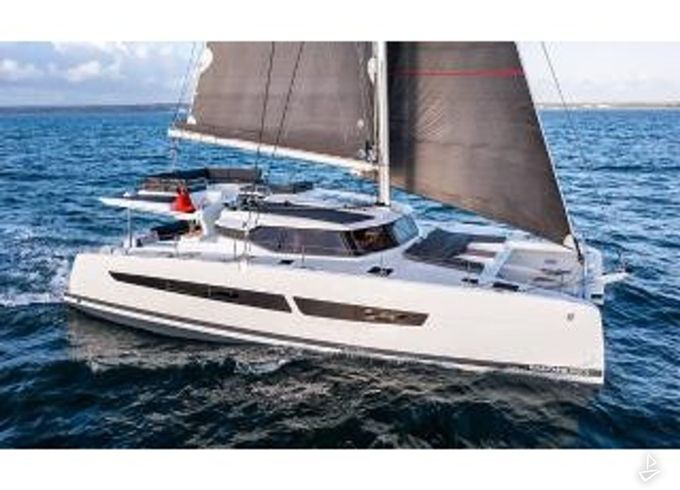 Fountaine Pajot Aura 51