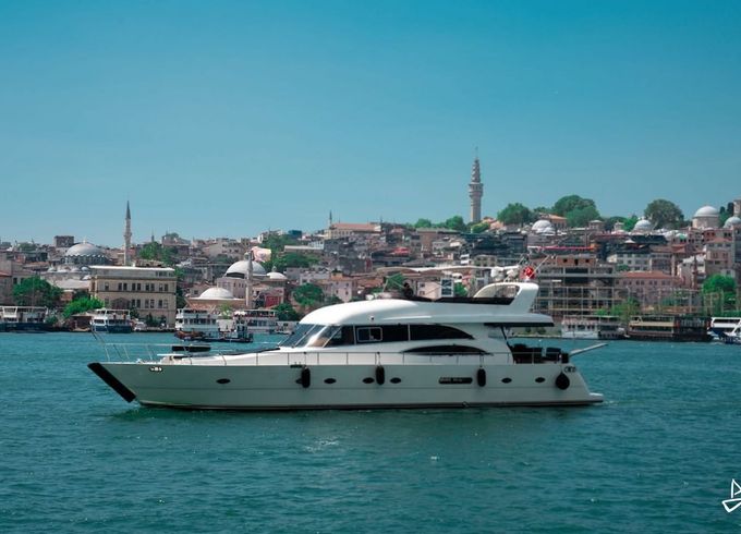 Custom Made Motoryacht