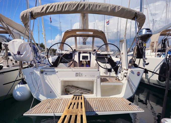 Dufour 360 Grand Large