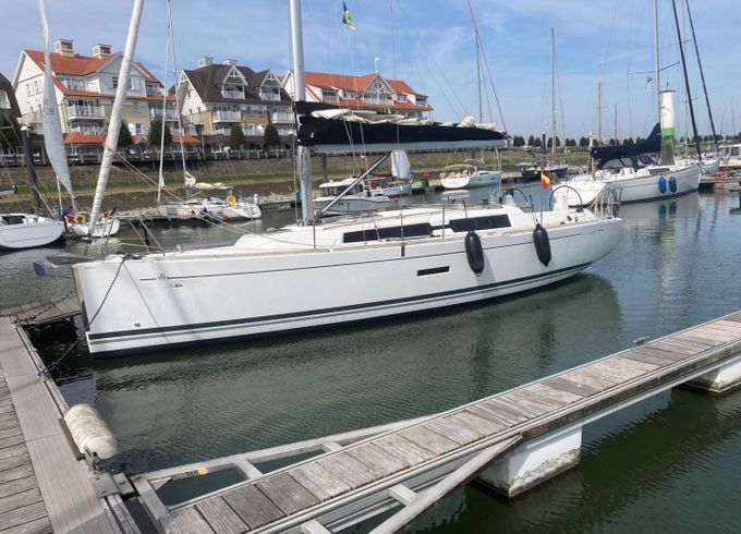 Dufour 335 Grand Large