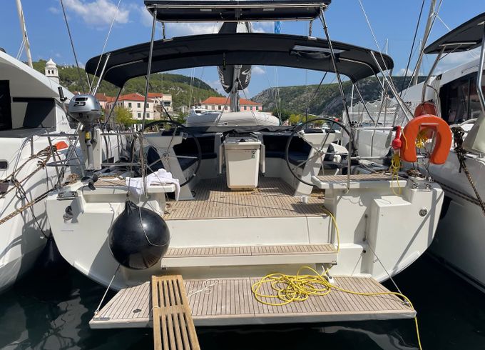 Beneteau Oceanis 46.1