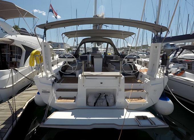 Dufour 44