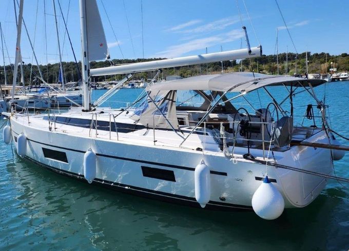 Bavaria C45 Style