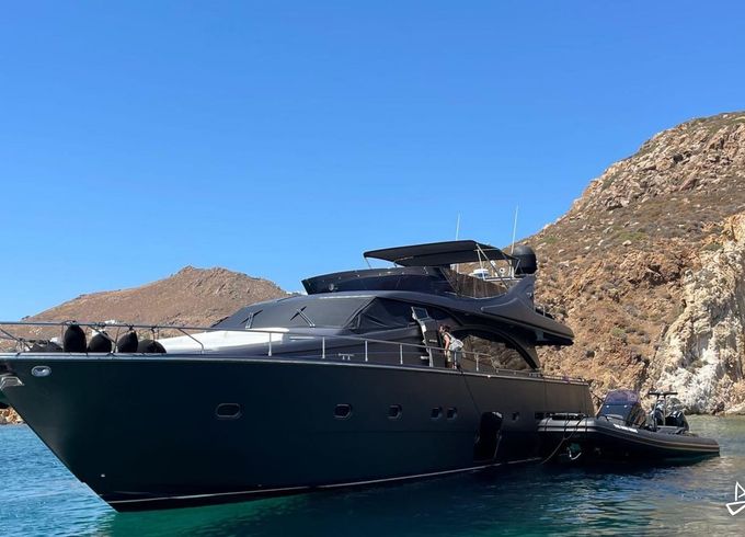 Ferretti Yachts 731