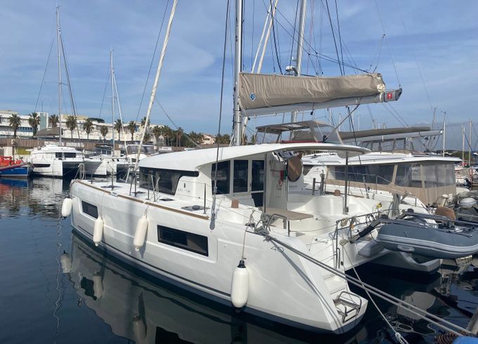 Lagoon 40