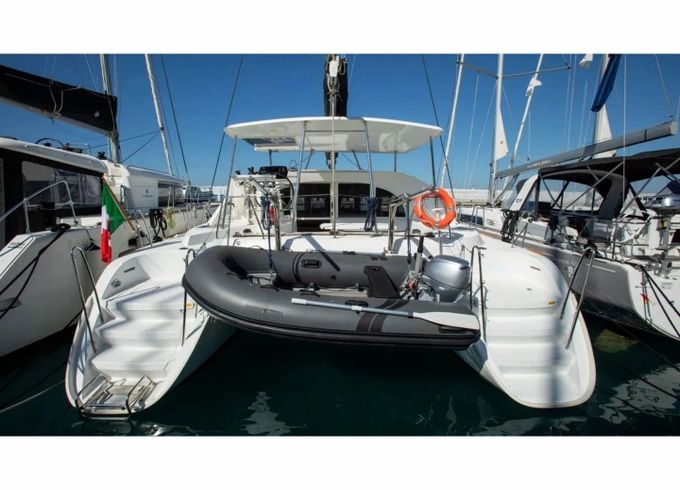 Lagoon 380