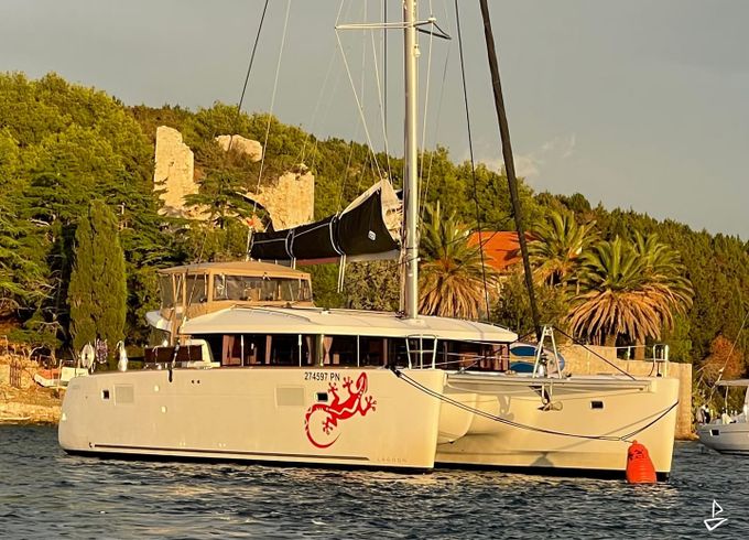 Lagoon 450