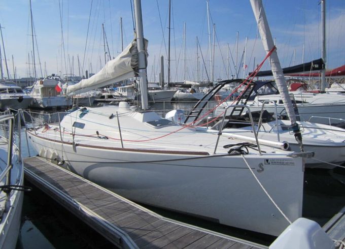 Beneteau First 27.7