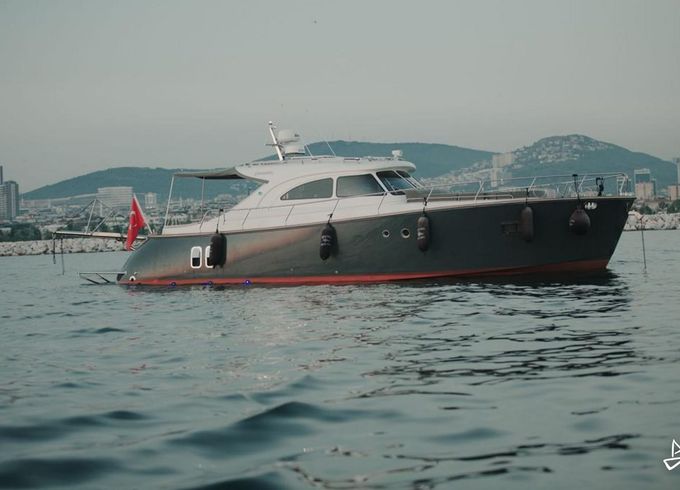 Custom Made Motoryacht